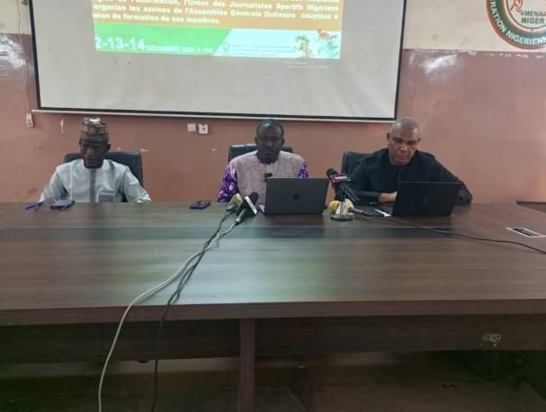 Formation des Journalistes Sportifs Nigériens aux Enjeux Numériques Formation des Journalistes Sportifs Nigériens aux Enjeux Numériques