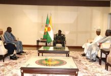 Audience Au Cabinet Du Président Avec Le Ministre Burkinabé Audience Au Cabinet Du Président Avec Le Ministre Burkinabé