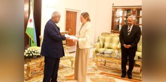 Guelleh Accueille Cinq Nouveaux Ambassadeurs Guelleh Accueille Cinq Nouveaux Ambassadeurs