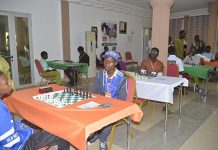 Compétition Scolaire d’Échecs et Scrabble pour Élèves Compétition Scolaire d'Échecs et Scrabble pour Élèves