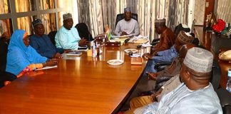 Réunion d’urgence au Ministère des Affaires étrangères sur le cas des réfugiés nigérians : Le gouvernement et l’ambassade du Nigeria annoncent des mesures pour encadrer et faciliter leur retour Réunion d’urgence au Ministère des Affaires étrangères sur le cas des réfugiés nigérians : Le gouvernement et l’ambassade du Nigeria annoncent des mesures pour encadrer et faciliter leur retour