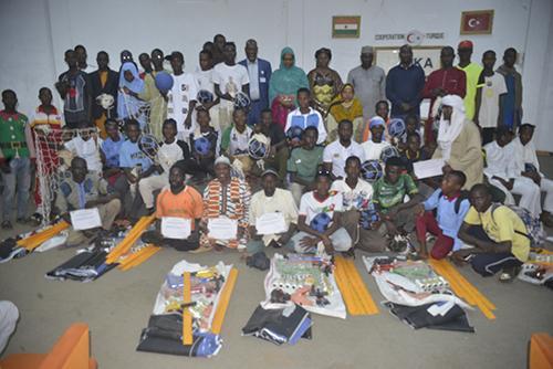 Formation professionnelle : Quarante-six jeunes certifiés en fabrication de matériel sportif Formation professionnelle : Quarante-six jeunes certifiés en fabrication de matériel sportif