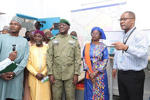 Visite du ministre de la Santé et de l’Hygiène Publique dans les locaux des partenaires internationaux : Renforcer le partenariat et instaurer un climat de confiance durable Visite du ministre de la Santé et de l’Hygiène Publique dans les locaux des partenaires internationaux : Renforcer le partenariat et instaurer un climat de confiance durable