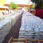 Lancement de la première opération de vente du riz local « Spécial Ramadan » : 3 000 tonnes de riz blanc, soit 120 000 sacs de 25 kg pour appuyer les ménages et valoriser la production locale Lancement de la première opération de vente du riz local « Spécial Ramadan » : 3 000 tonnes de riz blanc, soit 120 000 sacs de 25 kg pour appuyer les ménages et valoriser la production locale