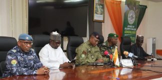 Échanges sur la Sécurité à Niamey avec Chefs de Quartier Échanges sur la Sécurité à Niamey avec Chefs de Quartier