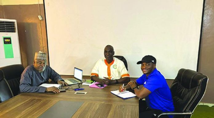 FIFA Talent Coach au Niger pour le développement du football FIFA Talent Coach au Niger pour le développement du football