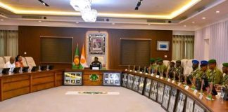 Nathalie Yamb Soutient le Peuple Nigérien à Niamey Nathalie Yamb Soutient le Peuple Nigérien à Niamey