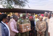 Médicaments Et Équipements Offerts À Diffa Et Zinder Médicaments Et Équipements Offerts À Diffa Et Zinder