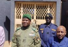 Hommage des scolaires de Tahoua aux martyrs du 9 février Hommage des scolaires de Tahoua aux martyrs du 9 février