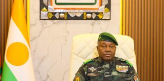 Avion Tchadien Criblé de Balles à Niamey selon Tiani Avion Tchadien Criblé de Balles à Niamey selon Tiani