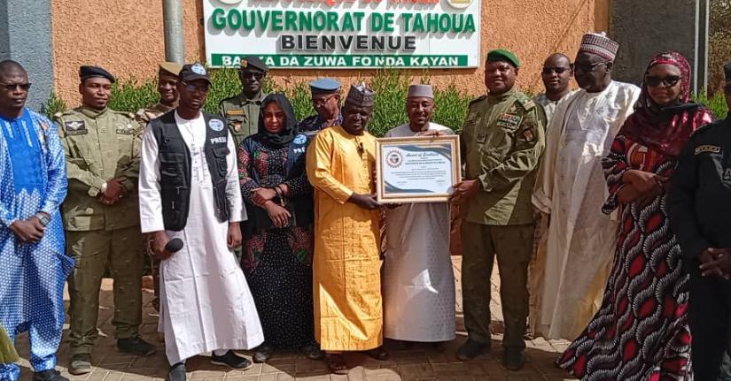 Gouverneur de Tahoua Honore Pour Son Leadership Gouverneur de Tahoua Honore Pour Son Leadership