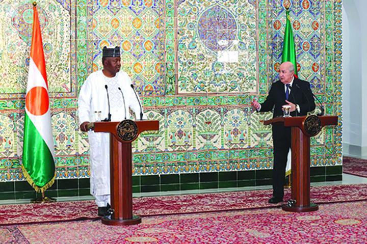 Conférence de Presse des Chefs d'État à Alger Conférence de Presse des Chefs d'État à Alger