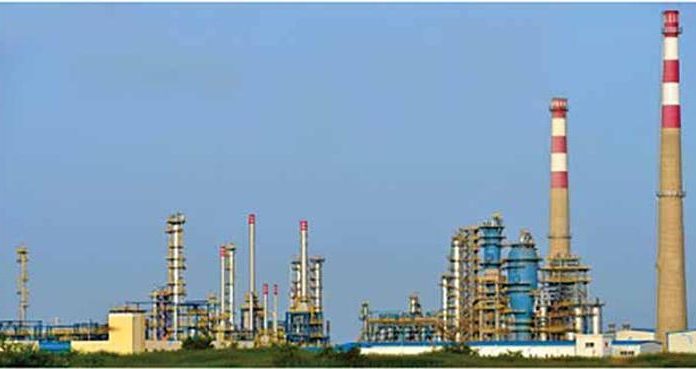 Zinder: SORAZ Donne Machines à Coudre et Permis Zinder: SORAZ Donne Machines à Coudre et Permis