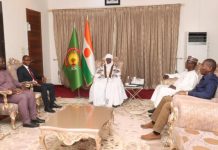 Visite de l’Ambassadeur du Ghana au Président du CCR Visite de l'Ambassadeur du Ghana au Président du CCR