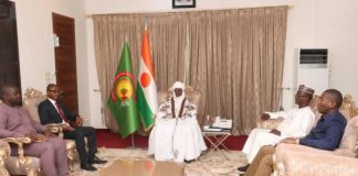 Visite de l’Ambassadeur du Ghana au Président du CCR Visite de l'Ambassadeur du Ghana au Président du CCR