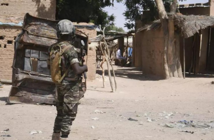 La Junte Veut Encadrer des Groupes d’Autodéfense La Junte Veut Encadrer des Groupes d'Autodéfense