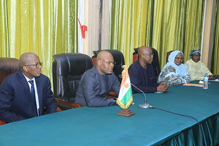 Refondation expliquée par le ministre Hamadou Tini Refondation expliquée par le ministre Hamadou Tini