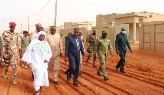 Visite du Ministre de l’Urbanisme à la Cité de la Refondation Visite du Ministre de l'Urbanisme à la Cité de la Refondation