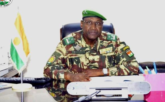 Diffa Gouverneur Prend Mesures Contre Pénurie Carburant Diffa Gouverneur Prend Mesures Contre Pénurie Carburant