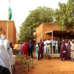 Une Semaine, Une École: Félicitations aux Responsables du CES FAN Une Semaine, Une École: Félicitations aux Responsables du CES FAN