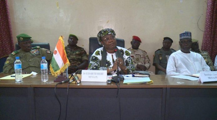 Ministre de l’Éducation Appelle à l’Unité à Dosso Ministre de l'Éducation Appelle à l'Unité à Dosso