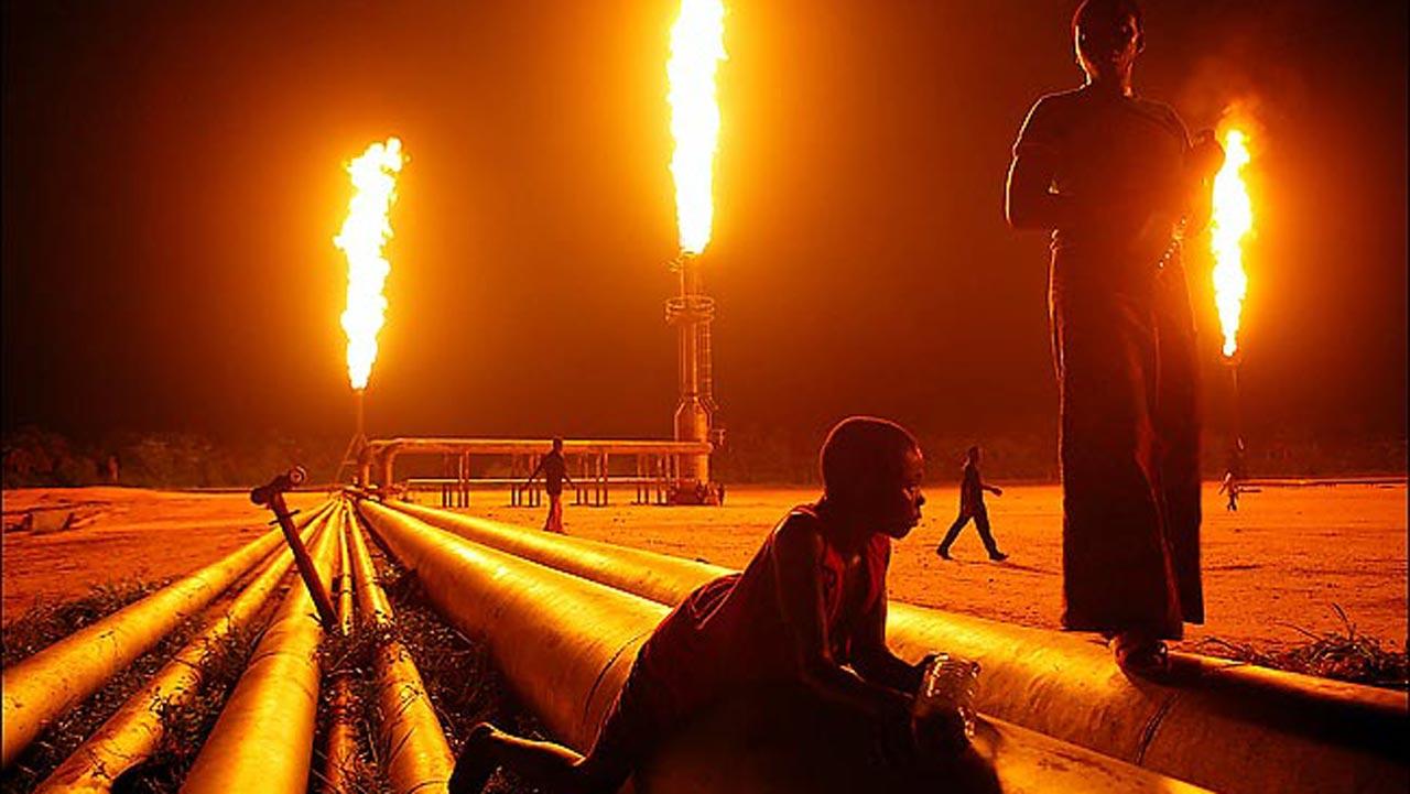 Federal govt, NOSDRA restrategise on gas flaring, oil spillage surveillance