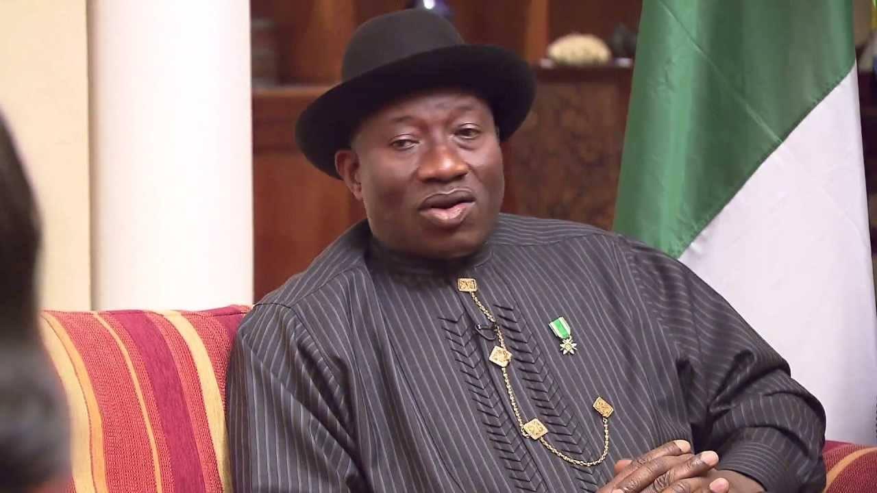 2023: Nigerians divided over Jonathan’s rumoured presidential ambition