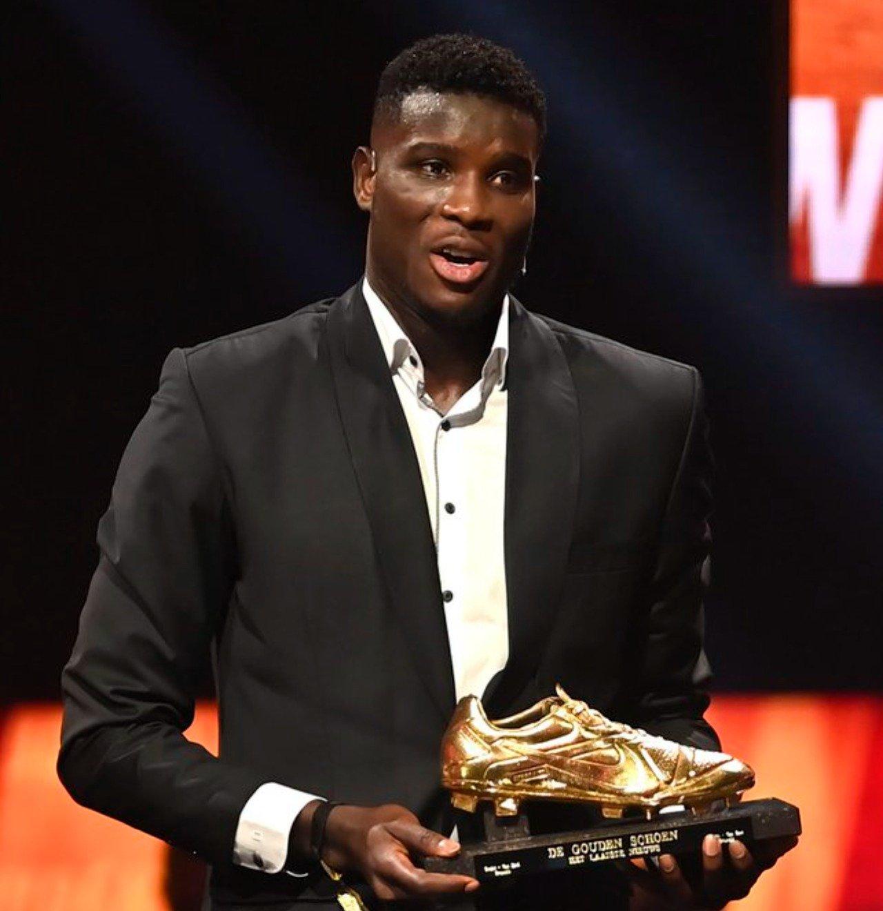 Nigerian striker wins Golden Shoe award