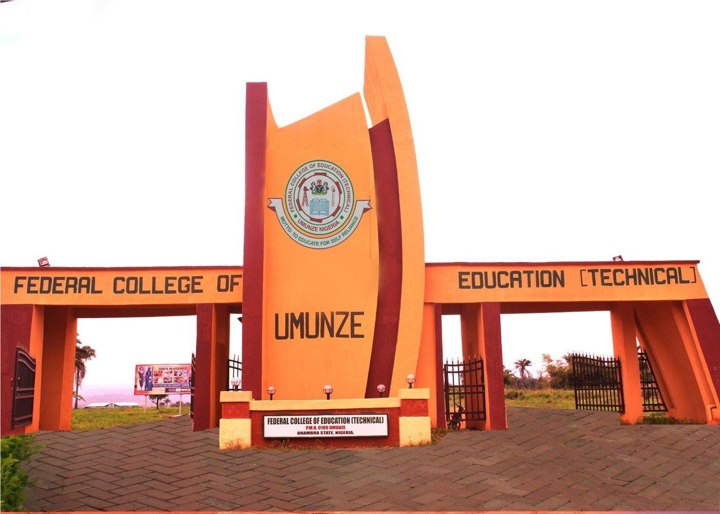 Umunze college lecturers begin three weeks warning strike, urge parents to withdraw students Umunze college lecturers begin three weeks warning strike, urge parents to withdraw students