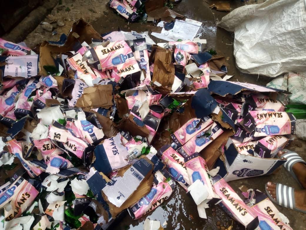 NAFDAC discovers fake products at Aba’s Cemetry Market, arrests 10 suspects NAFDAC discovers fake products at Aba’s Cemetry Market, arrests 10 suspects