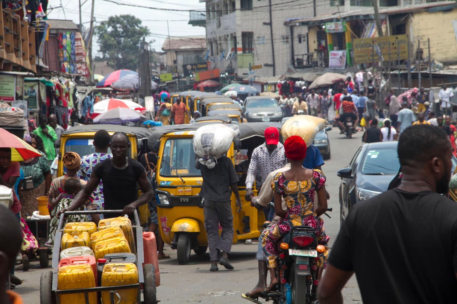 Poor Internally generated revenue as Lagos generates 811,214,940.90 dollars more than 30 states put together Poor Internally generated revenue as Lagos generates 811,214,940.90 dollars more than 30 states put together