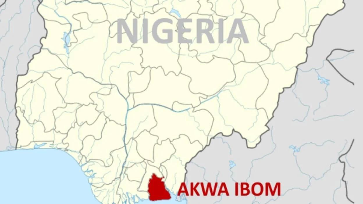 Akwa-ibom commissioners resign to run for council chairmanship Akwa-ibom commissioners resign to run for council chairmanship
