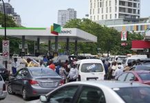 Nationwide fuel scarcity looms as IPMAN gives Nigerian govt ultimatum to clear N100bn debt Nationwide fuel scarcity looms as IPMAN gives Nigerian govt ultimatum to clear N100bn debt