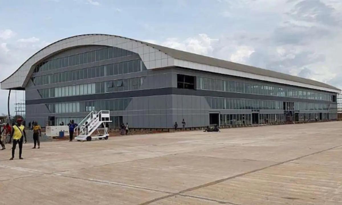 Anambra Airport workers lament four years casualization, poor safety measures, seek NLC intervention Anambra Airport workers lament four years casualization, poor safety measures, seek NLC intervention