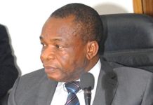 PDP chieftain, Essien debunks defecting to APC with Gov Eno PDP chieftain, Essien debunks defecting to APC with Gov Eno