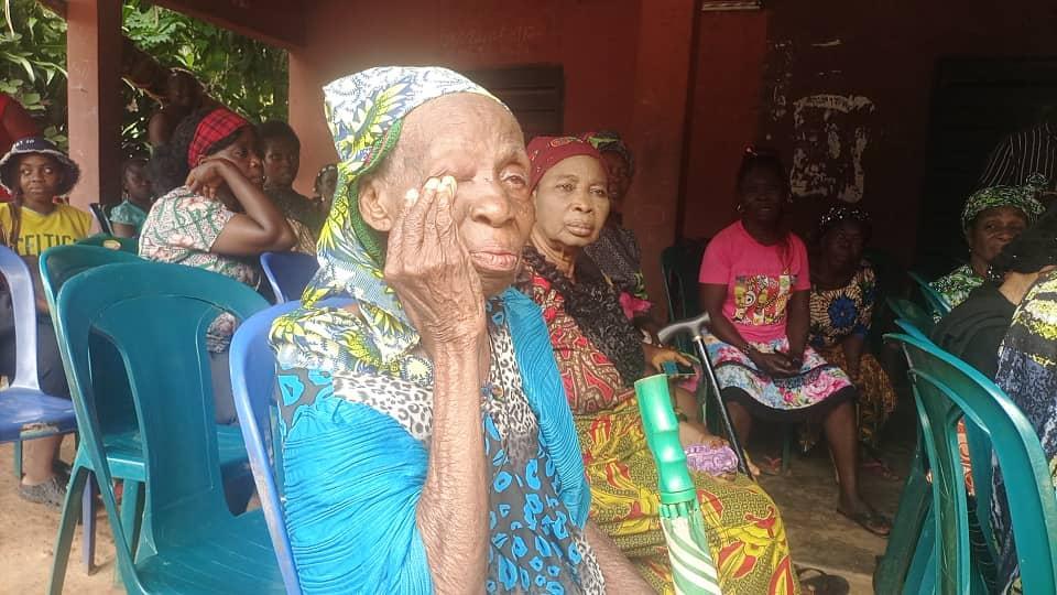 Anambra Decides: 96-Year-Old Woman Weeps Over Voting Anambra Decides: 96-Year-Old Woman Weeps Over Voting