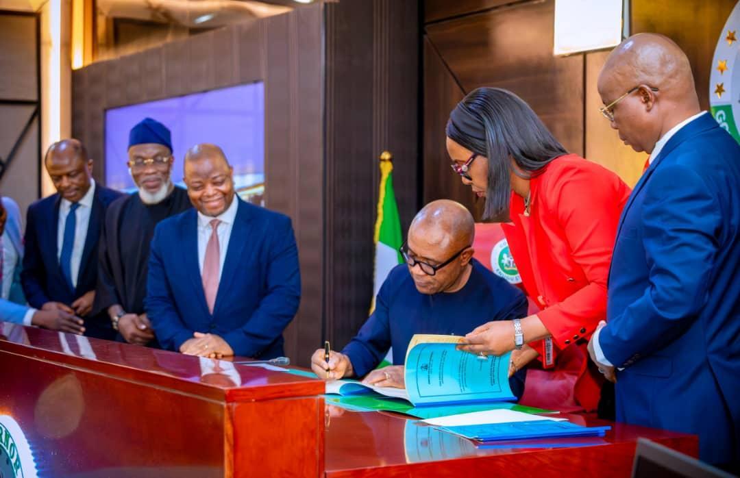 Gov Mbah Signs N1.62 Trn Enugu 2026 Budget Into Law Gov Mbah Signs N1.62 Trn Enugu 2026 Budget Into Law