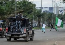 Nigeria Warns of Revenge Attacks on South Africans Nigeria Warns of Revenge Attacks on South Africans