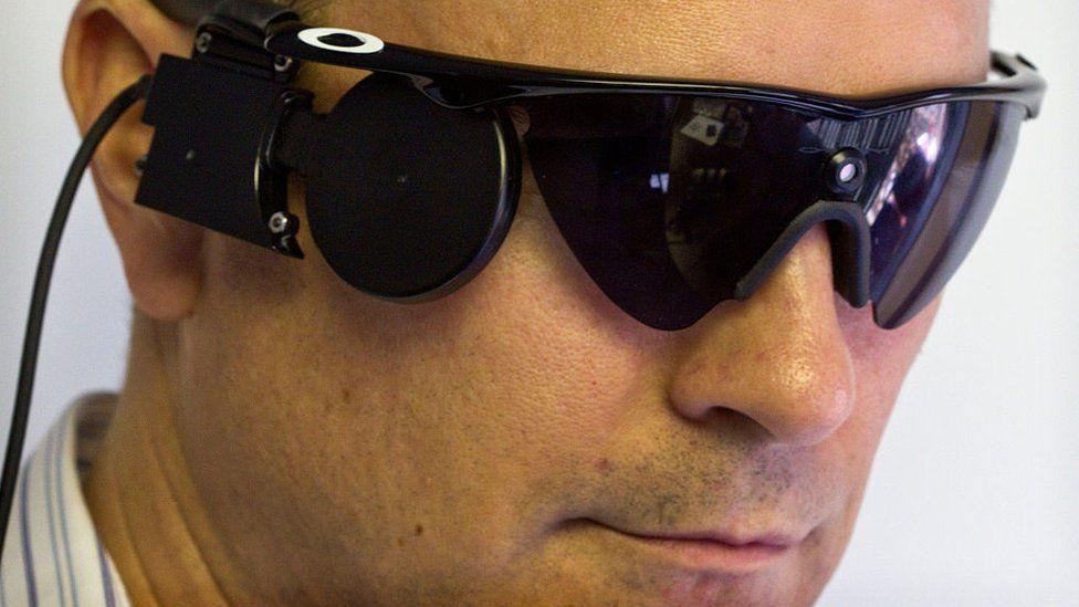 Bionic eye tech aims to help blind people see Bionic eye tech aims to help blind people see