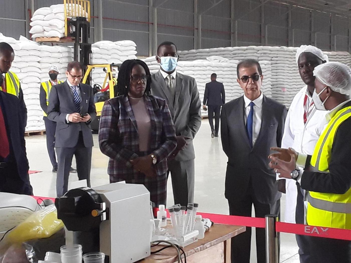 DP World Kigali inaugurates its expansion phase with a commodity
distributioncentre DP World Kigali inaugurates its expansion phase with a commodity distributioncentre