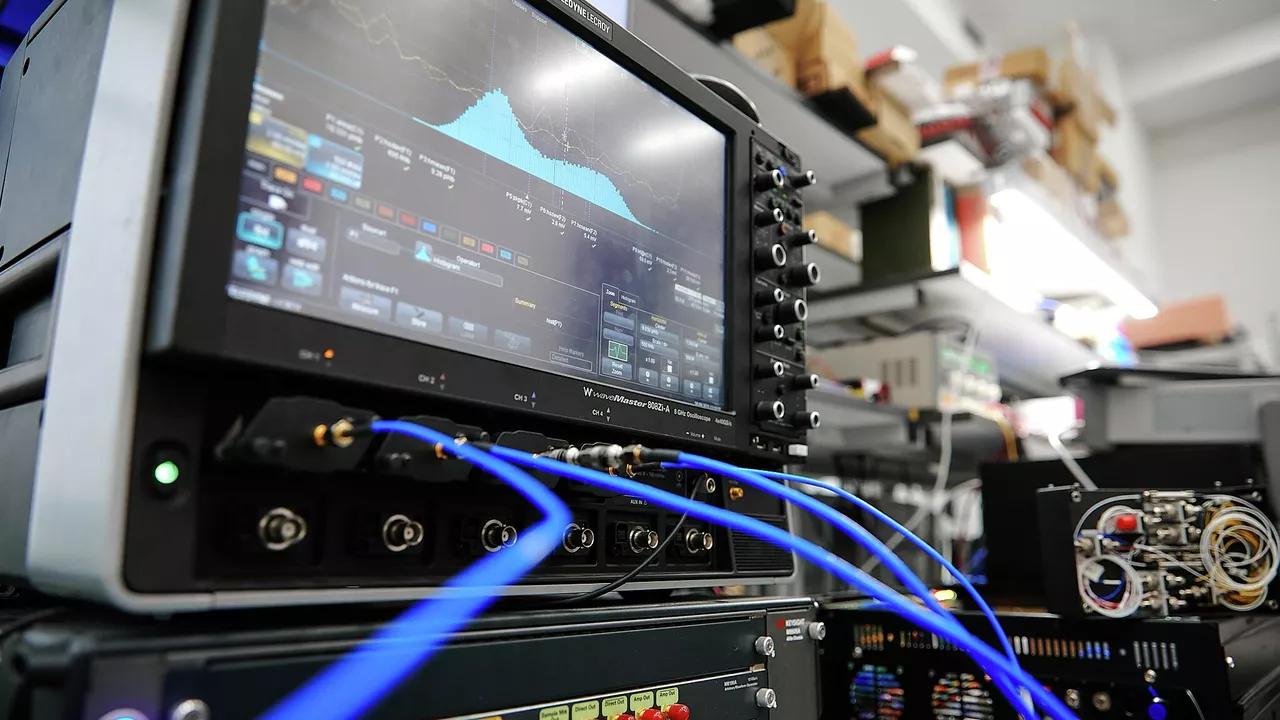 Russian Scientists Make Further Step in Efficient Quantum Encryption Russian Scientists Make Further Step in Efficient Quantum Encryption