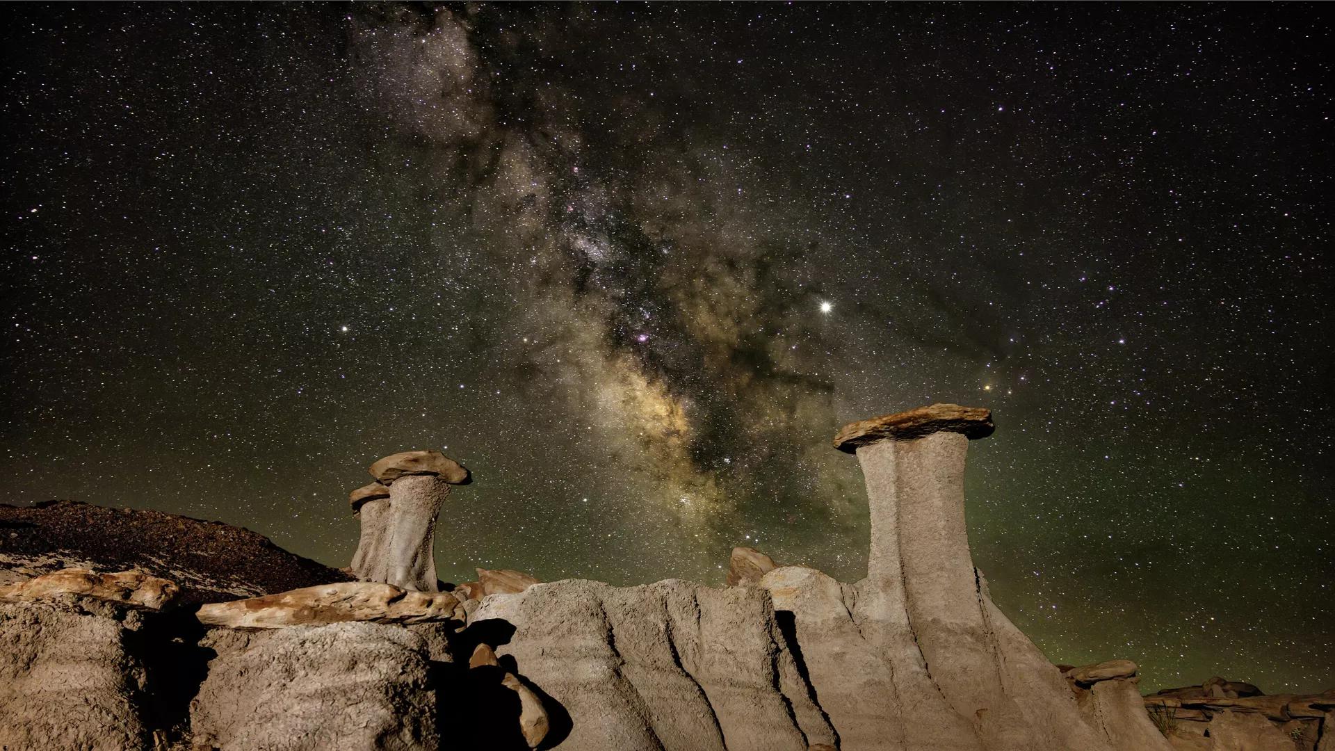 Take a Seat! Humanity Unlikely to Hear From Aliens for 400,000 Years, Scientists Say Take a Seat! Humanity Unlikely to Hear From Aliens for 400,000 Years, Scientists Say