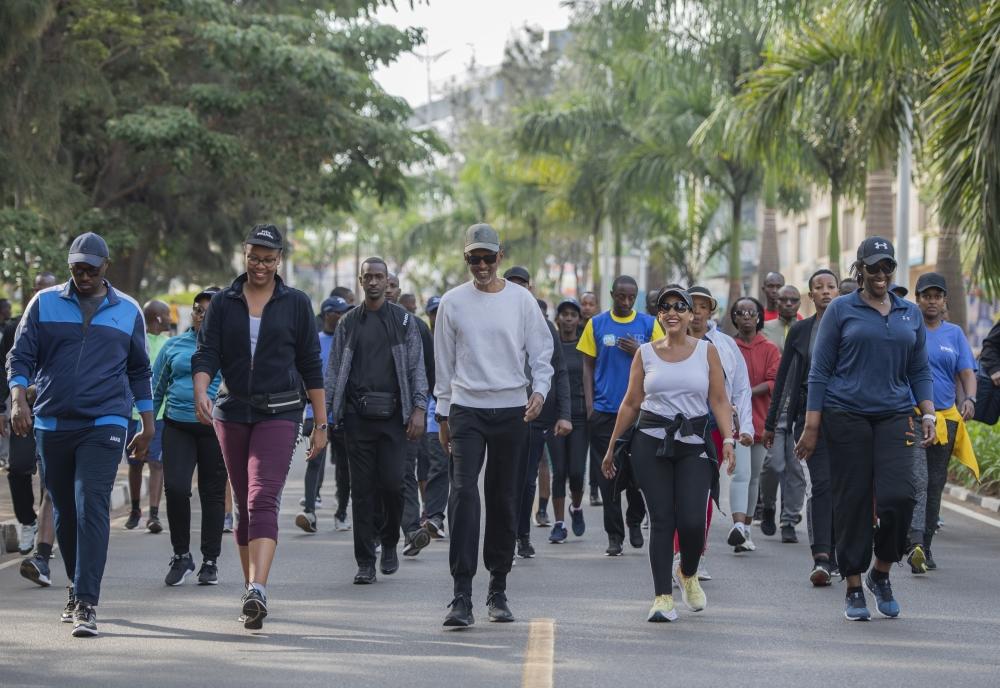 Kagame, First Lady attend car-free day Kagame, First Lady attend car-free day