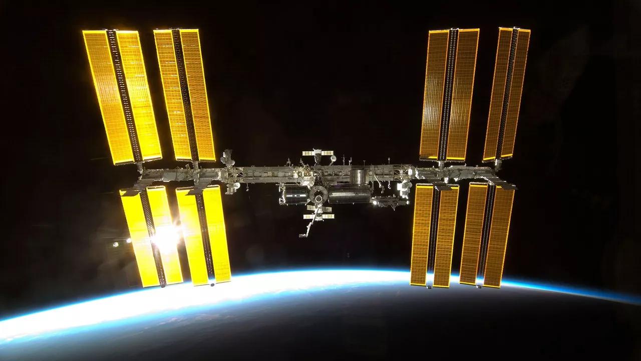 Roscosmos Specialists Locate Site of Damage to Soyuz MS-22 Module, Source Says Roscosmos Specialists Locate Site of Damage to Soyuz MS-22 Module, Source Says