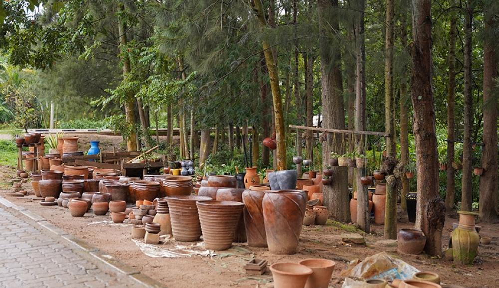 Kigali flower vase vendors seek extended deadline after relocation ultimatum Kigali flower vase vendors seek extended deadline after relocation ultimatum