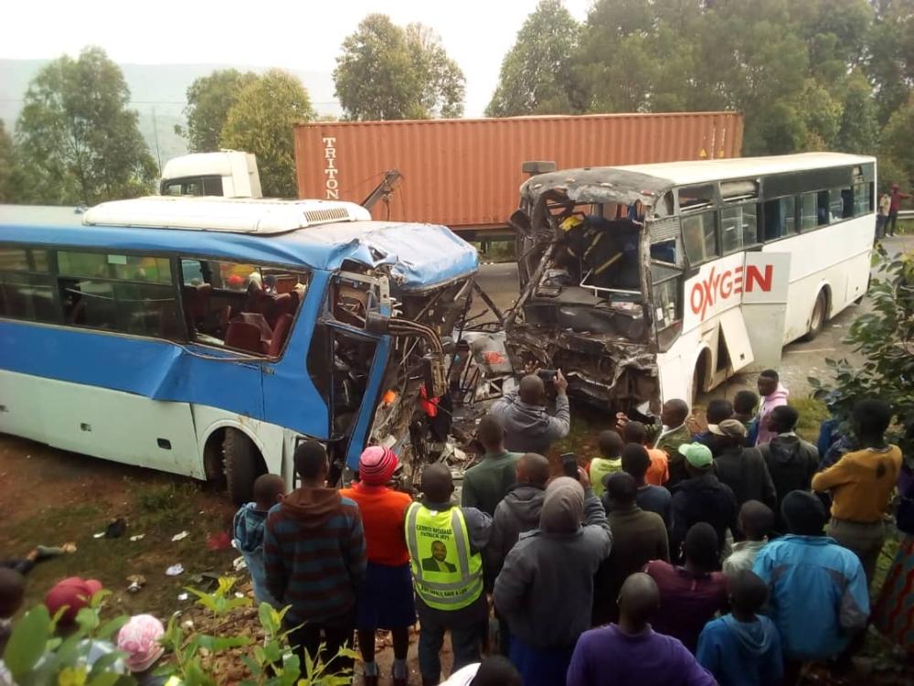 Fatal accident involving Rwandan bus in Uganda claims 6 lives Fatal accident involving Rwandan bus in Uganda claims 6 lives