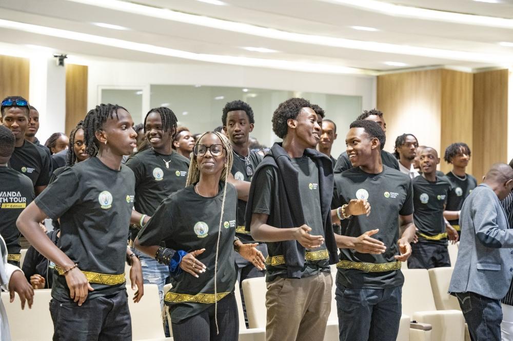 Diaspora youth urged to unite, think big Diaspora youth urged to unite, think big