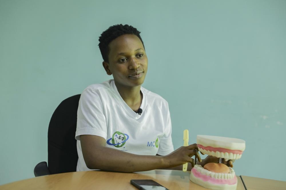 Dental therapist on using sign language to boost oral health for the deaf Dental therapist on using sign language to boost oral health for the deaf