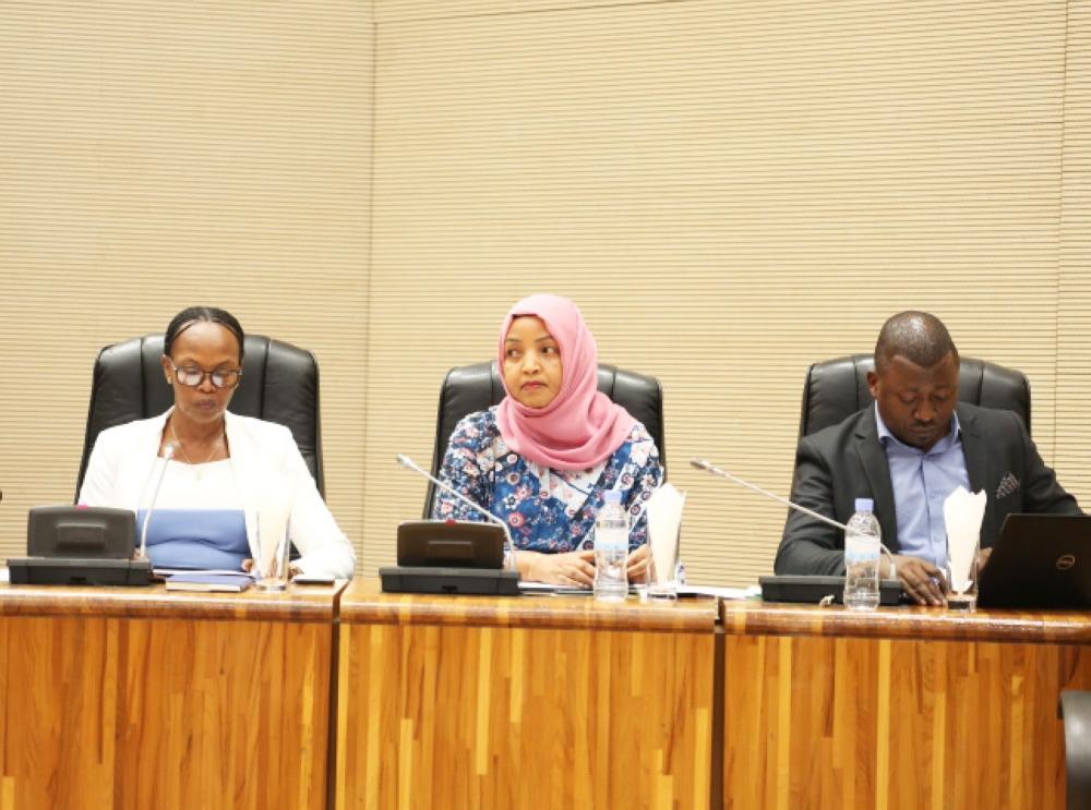 House calls for action on school lab shortage House calls for action on school lab shortage