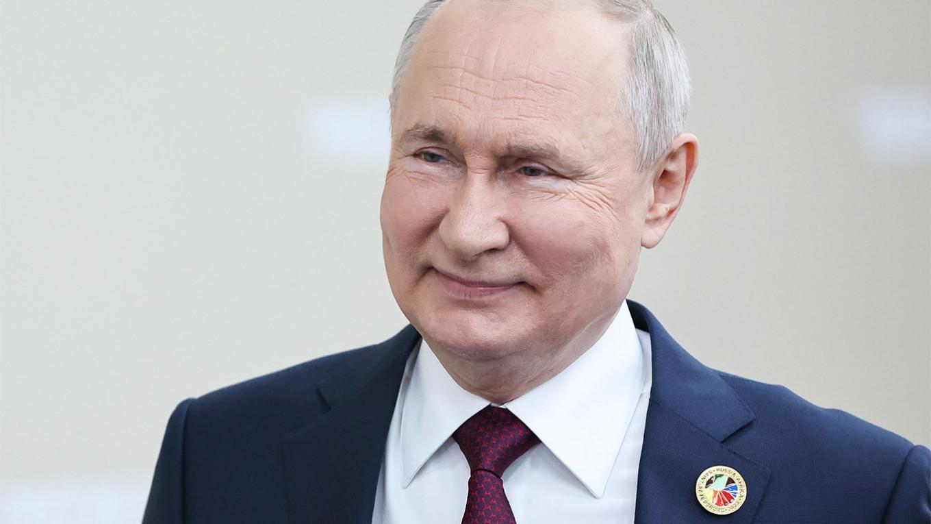 Putin Promises Free Grain at Africa Summit Putin Promises Free Grain at Africa Summit